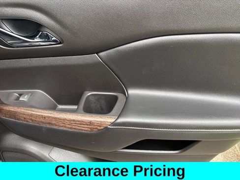 Used 2020 GMC Acadia Denali w/ Denali Ultimate Package image 42