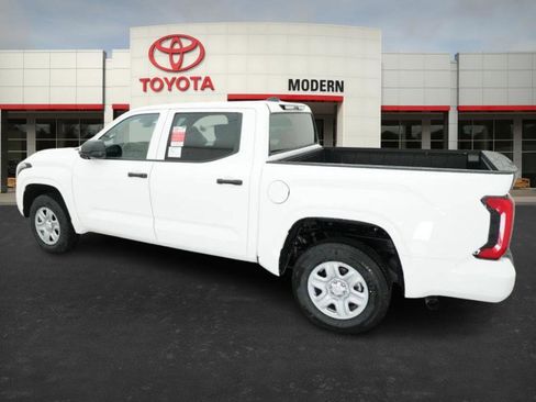 New 2026 Toyota Tundra SR image 11