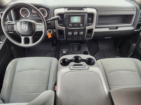 Used 2018 RAM 2500 Tradesman w/ Chrome Appearance Group image 25