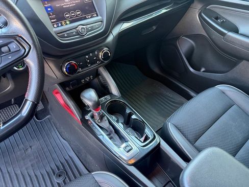 Used 2021 Chevrolet TrailBlazer RS w/ Driver Confidence Package image 30