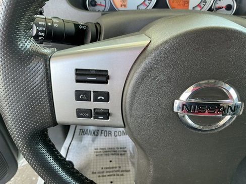 Used 2014 Nissan Frontier PRO-4X image 28