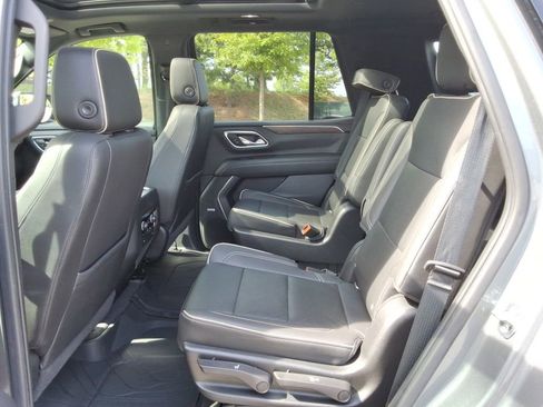 Certified 2021 Chevrolet Tahoe Premier w/ Premium Package AWD/4WD image 19