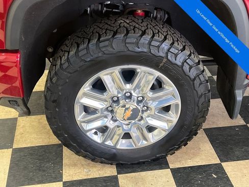 Used 2024 Chevrolet Silverado 2500 High Country w/ Technology Package image 10