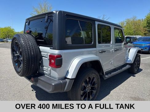 Used 2023 Jeep Wrangler Unlimited Sahara AWD/4WD image 20