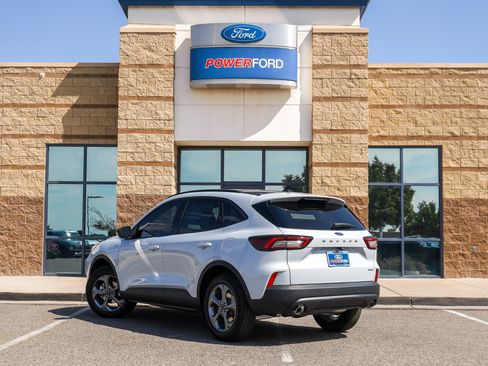 New 2025 Ford Escape ST-Line w/ Tech Pack #1 image 8