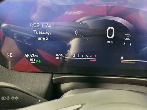 Used 2026 Buick Enclave Avenir AWD/4WD image 13