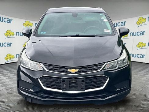 Used 2017 Chevrolet Cruze LS FWD image 2