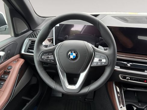New 2026 BMW X5 xDrive40i w/ Premium Package AWD/4WD image 12