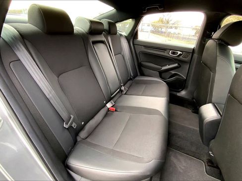 Used 2025 Honda Civic Sport image 19