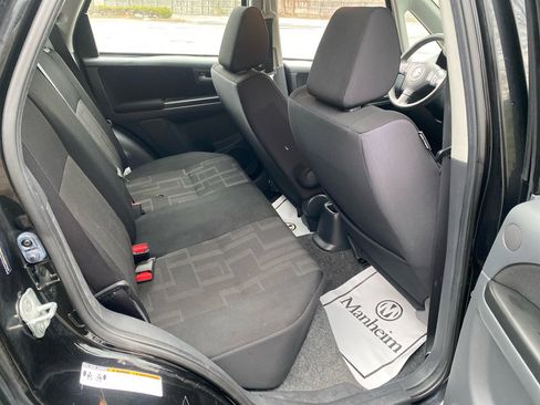 Used 2012 Suzuki SX4 AWD Hatchback image 17