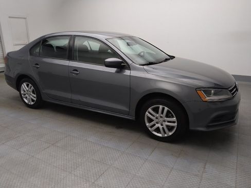Used 2018 Volkswagen Jetta S image 11