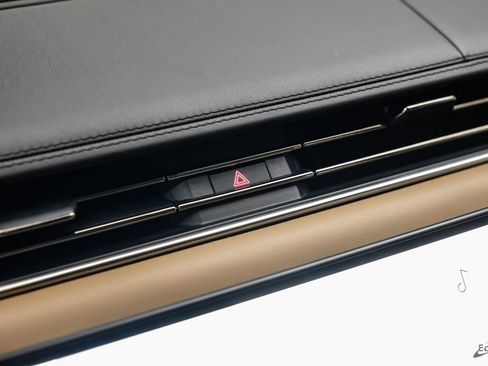 Used 2023 Land Rover Range Rover SE image 62