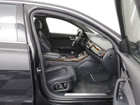 Used 2016 Audi A8 L 4.0T w/ Driver Assistance Package image 20