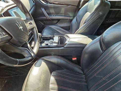 Used 2018 Maserati Ghibli S GranLusso image 12