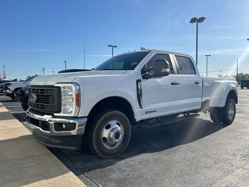 Used 2024 Ford F350 XL w/ XL Driver Assist Package AWD/4WD image 1