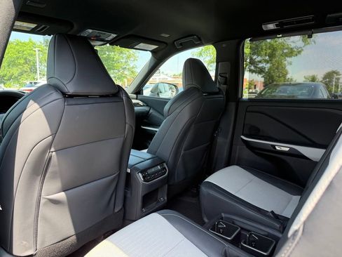 Used 2026 Lexus TX 500h AWD w/ Technology Package image 18