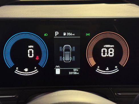 Used 2025 Hyundai Kona SEL image 40