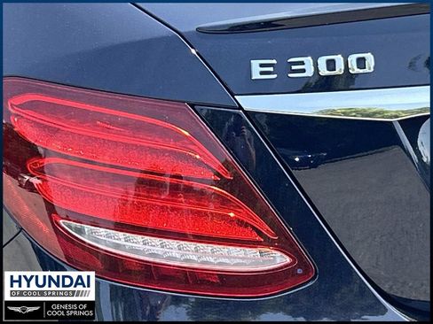 Used 2019 Mercedes-Benz E 300 image 14