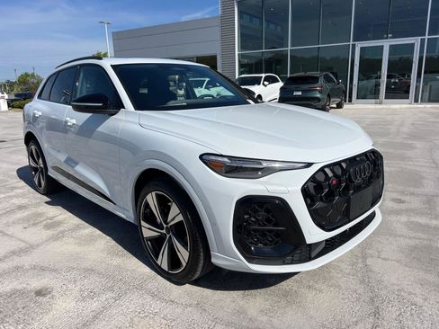New 2026 Audi SQ5 Premium Plus image 3