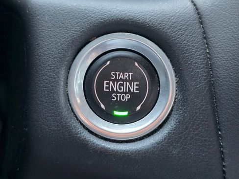 Certified 2023 GMC Yukon XL SLT image 37