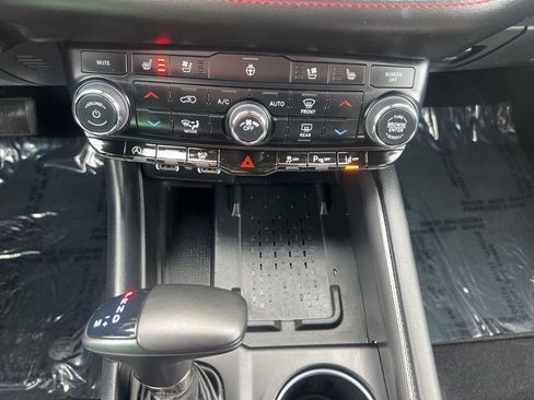 Used 2025 Dodge Durango GT image 64