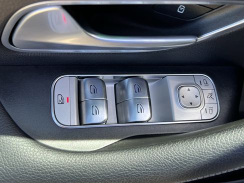 Certified 2025 Mercedes-Benz GLS 450 4MATIC image 15