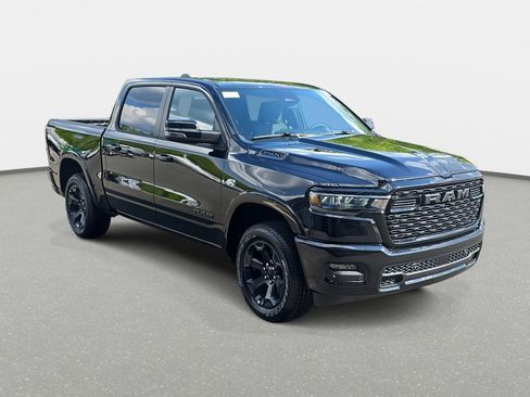 New 2026 RAM 1500 4x4 Crew Cab image 3