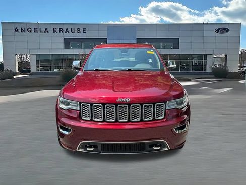 Used 2017 Jeep Grand Cherokee Overland AWD/4WD image 2