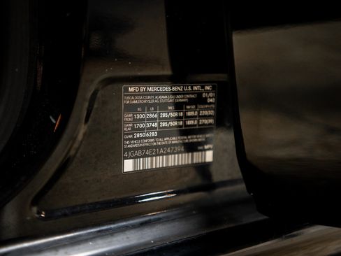 Used 2001 Mercedes-Benz ML 55 AMG 4MATIC image 45