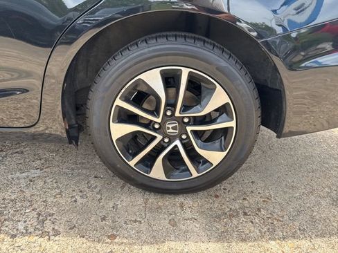 Used 2014 Honda Civic EX image 28