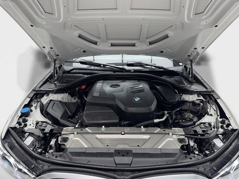 Used 2025 BMW 330i Sedan image 12