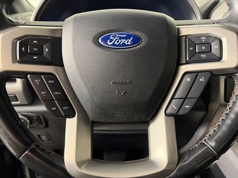 Used 2020 Ford F150 Platinum AWD/4WD image 16