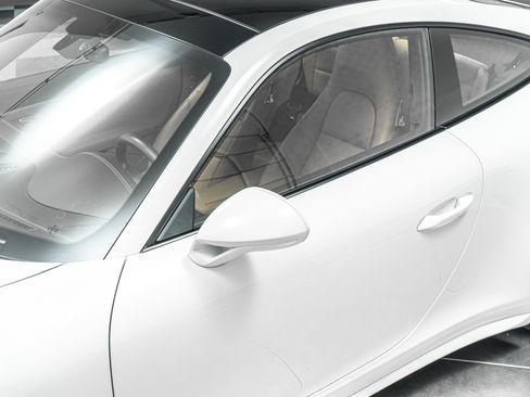 Used 2019 Porsche 911 GT3 RS image 38
