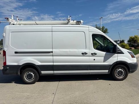 Used 2019 Ford Transit 250 148 Medium Roof RWD image 2