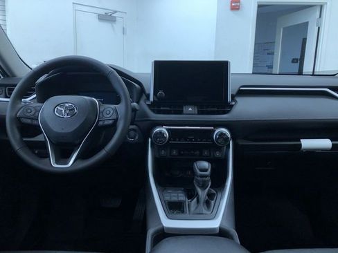 New 2025 Toyota RAV4 XLE image 17