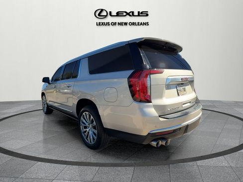 Used 2023 GMC Yukon XL Denali image 8