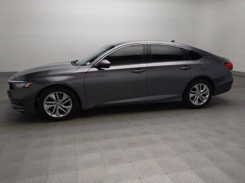 Used 2018 Honda Accord LX image 2