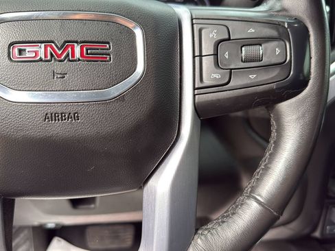 Used 2020 GMC Sierra 1500 SLT RWD image 16