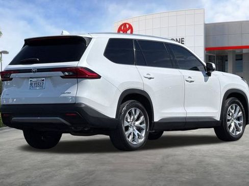 Certified 2024 Toyota Grand Highlander Limited image 5