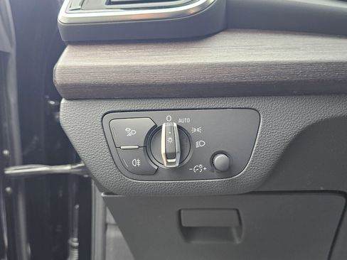 Used 2021 Audi Q5 2.0T Premium image 36