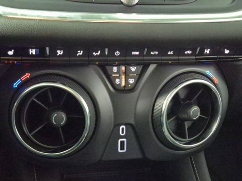 New 2025 Chevrolet Blazer LT w/ LPO, Floor Liner Package image 16