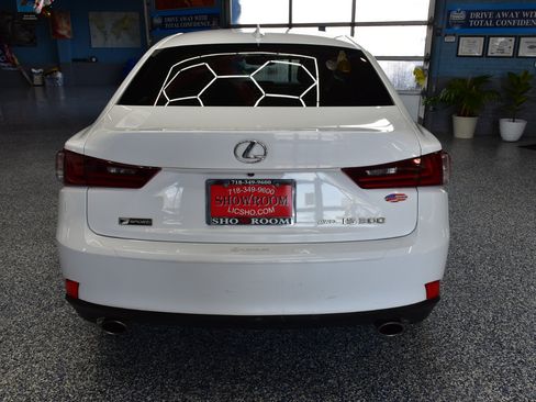 Used 2016 Lexus IS 300 F Sport image 7