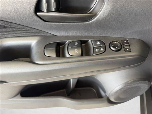 Used 2024 Nissan Kicks S FWD image 15