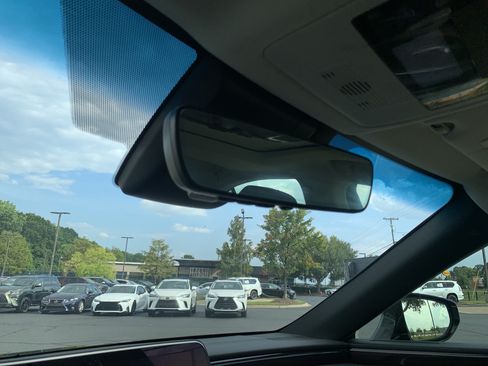 Used 2021 Lexus ES 350 w/ Premium Package FWD image 27