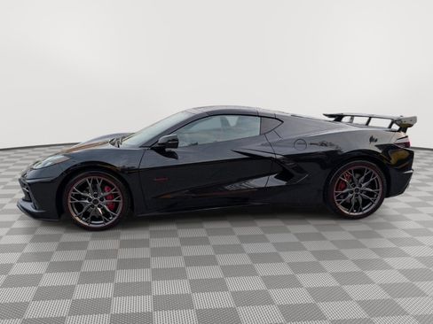 Used 2023 Chevrolet Corvette Stingray Premium Cpe RWD image 2
