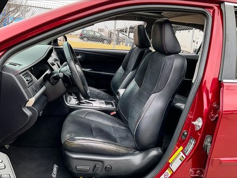 Used 2016 Toyota Camry XSE image 8