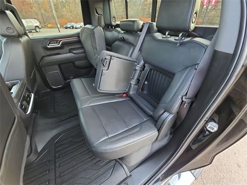 Used 2022 GMC Sierra 1500 SLT w/ SLT Convenience Package image 23