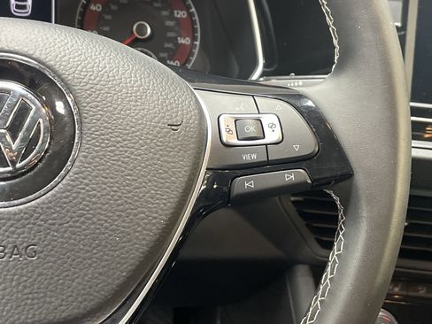 Used 2021 Volkswagen Jetta SE w/ SE Cold Weather Package image 20