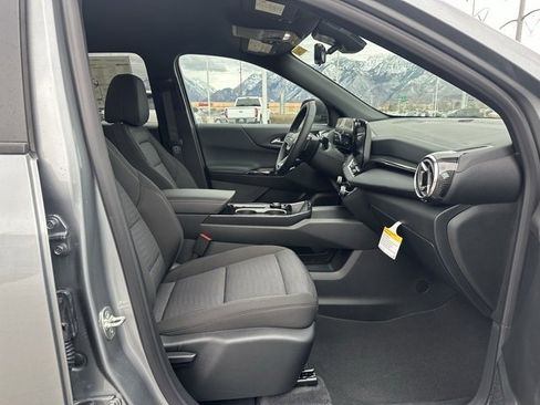 New 2026 Chevrolet Equinox LT w/ Safety and Technology Package image 22