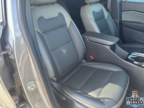Used 2025 Chevrolet Trax ACTIV w/ Driver Confidence Package FWD image 52